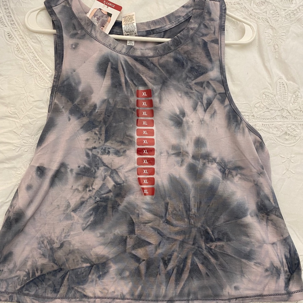 Xl lot clothing